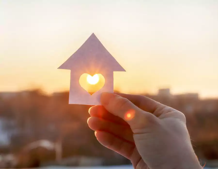 house_love_paper